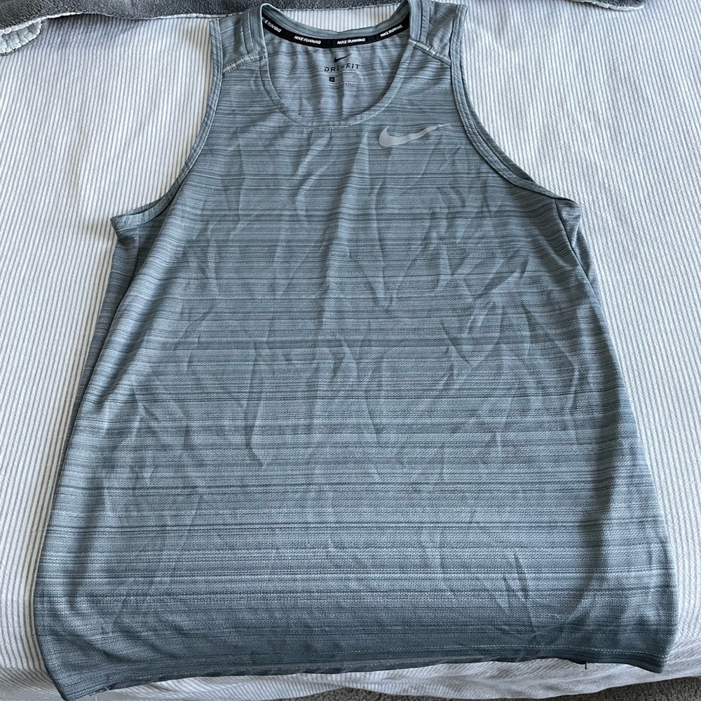 Nike tank